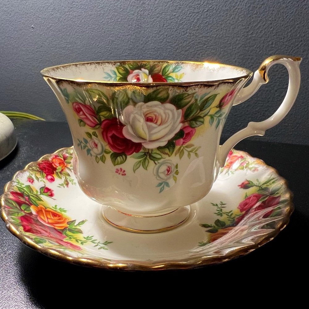 Royal Albert Vintage Country Rose Tea Cup and Saucer  Victorian Era Collectible